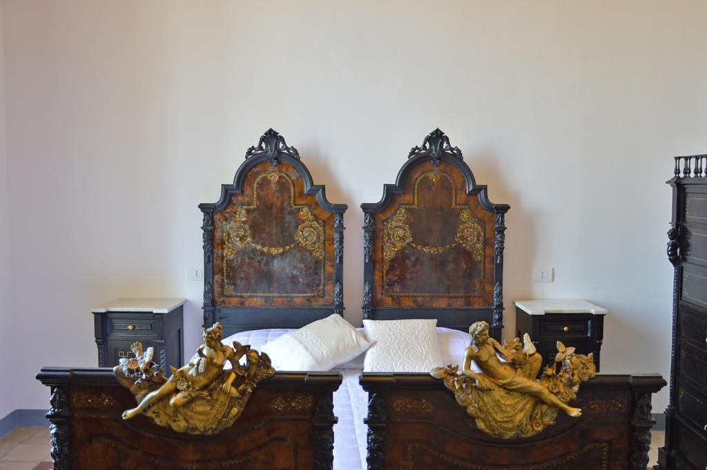 Palazzo Vallebona Галиполи Екстериор снимка