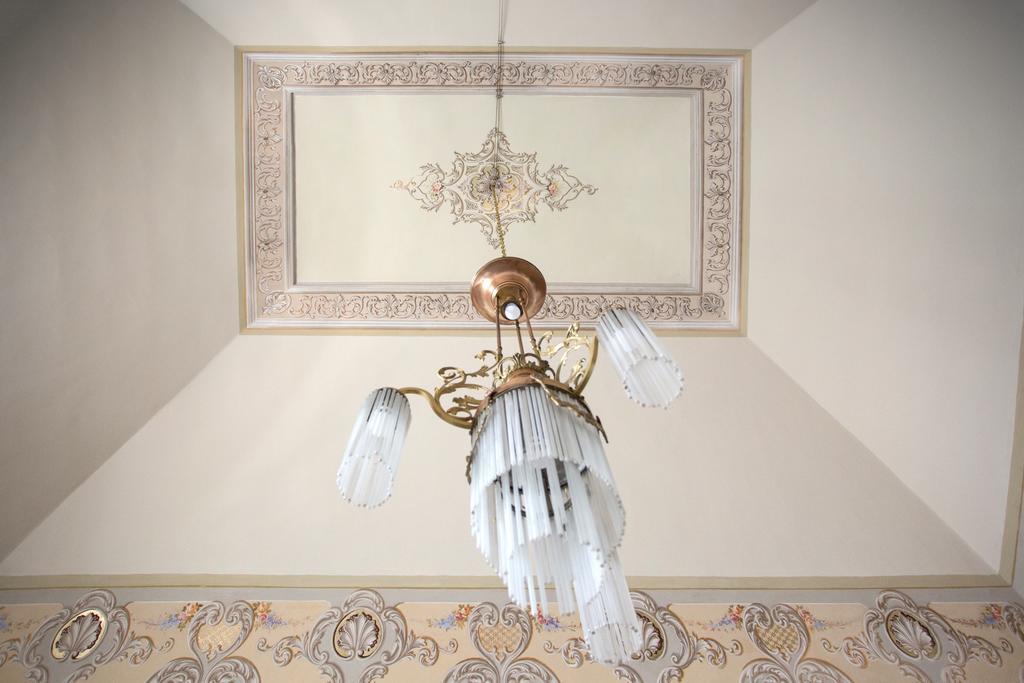 Palazzo Vallebona Галиполи Екстериор снимка
