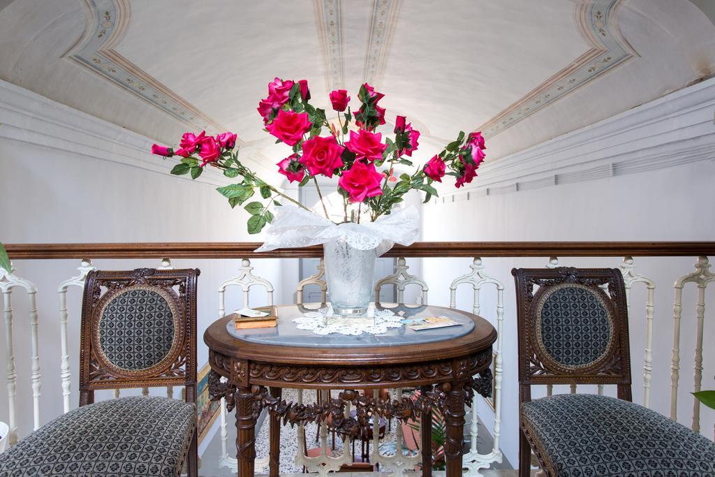 Palazzo Vallebona Галиполи Екстериор снимка